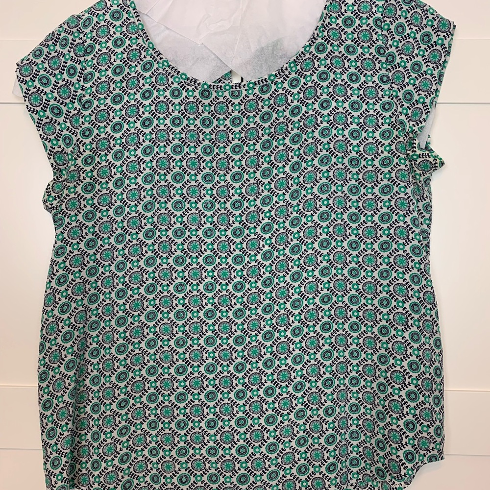 Joie print rancher top size large.